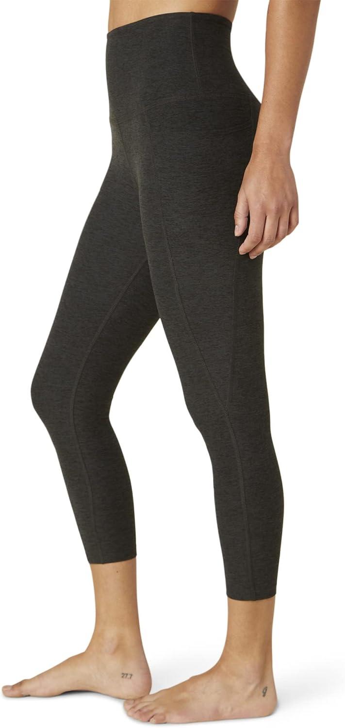 imageBeyond Yoga Spacedye Out of Pocket High Waisted Capri Leggings Sportswear for Women UV ProtectionDarkest Night