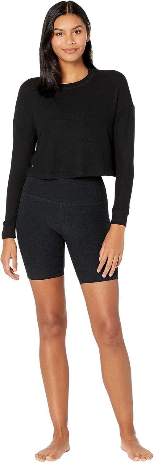 imageBeyond Yoga Spacedye Team Pockets High Waisted Biker ShortsDarkest Night