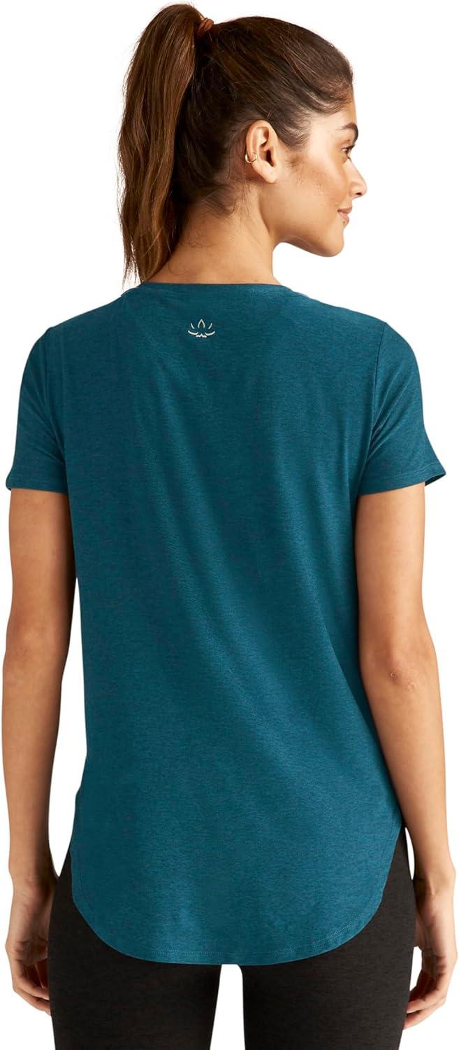 imageBeyond Yoga Womens Featherweight On The Down Low TeeBlue Gem Heather