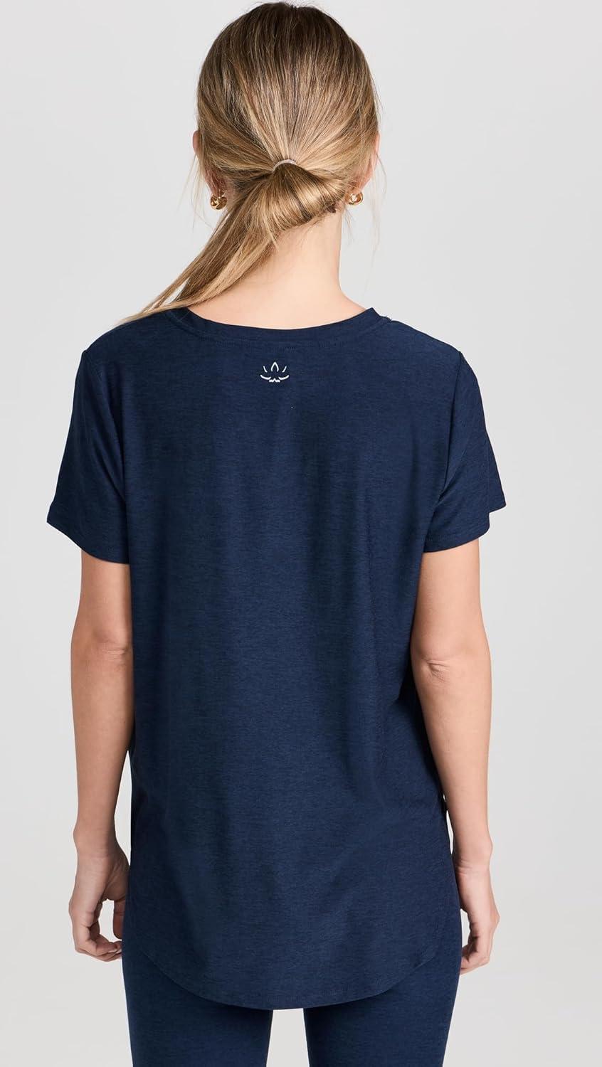 imageBeyond Yoga Womens Featherweight On The Down Low TeeNocturnal Navy