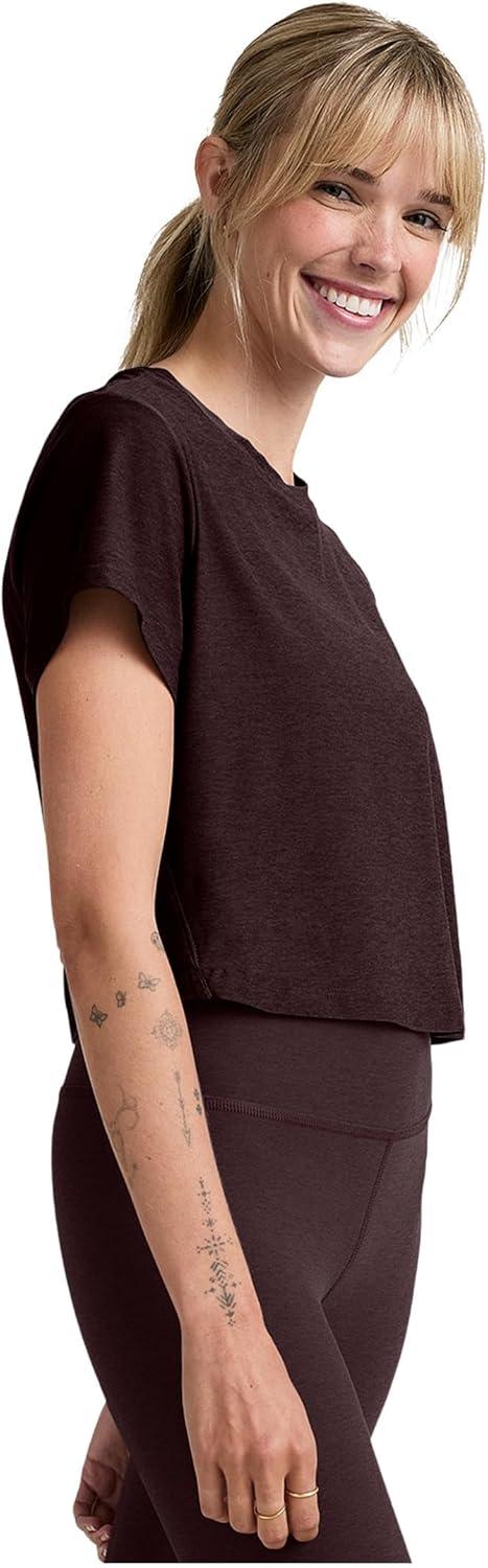 imageBeyond Yoga Womens Featherweight Supreme Cropped TeeDark Chocolate Heather