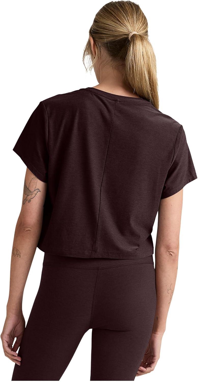 imageBeyond Yoga Womens Featherweight Supreme Cropped TeeDark Chocolate Heather