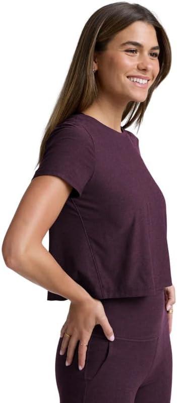 imageBeyond Yoga Womens Featherweight Supreme Cropped TeeEggplant Purple Heather