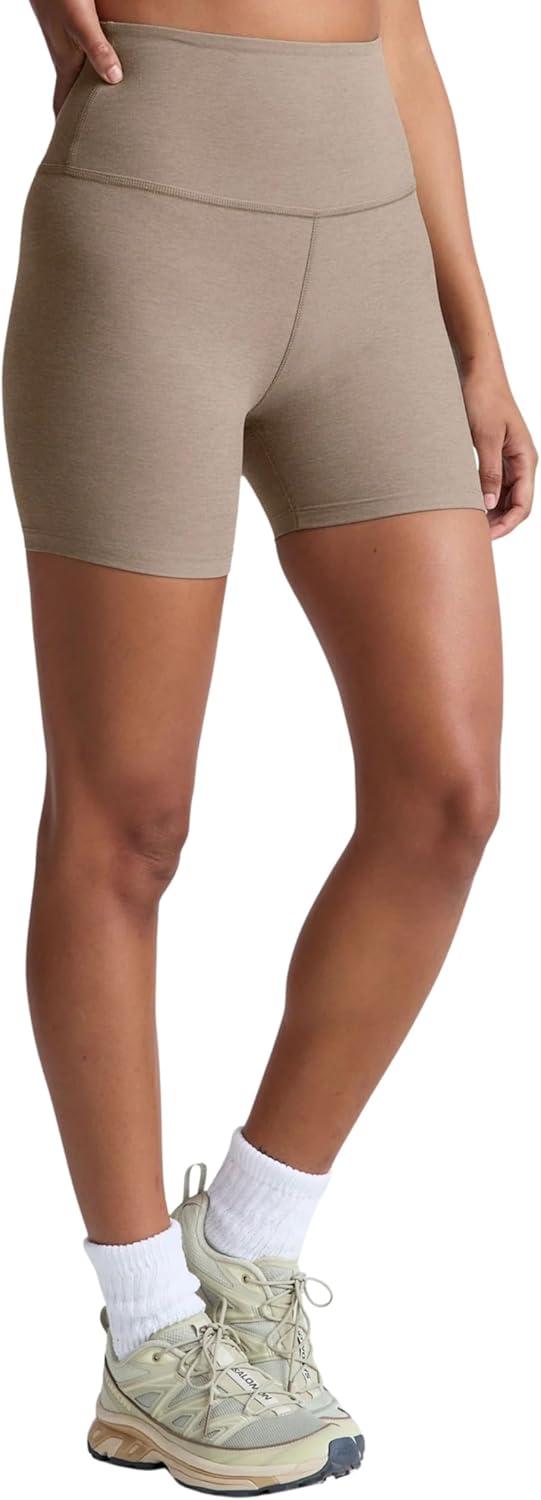 imageBeyond Yoga Womens Spacedye Keep Pace 5quot ShortBirch Heather