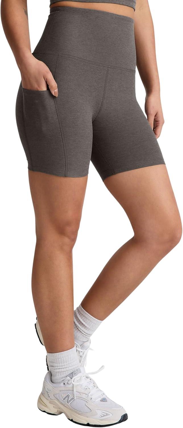 imageBeyond Yoga Womens Spacedye Keep Pace Pocket 5quot ShortsTrue Gray Heather