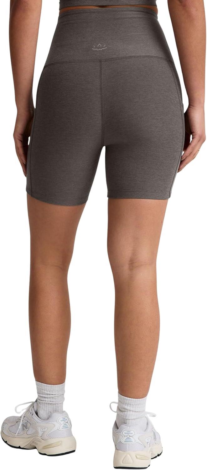 imageBeyond Yoga Womens Spacedye Keep Pace Pocket 5quot ShortsTrue Gray Heather