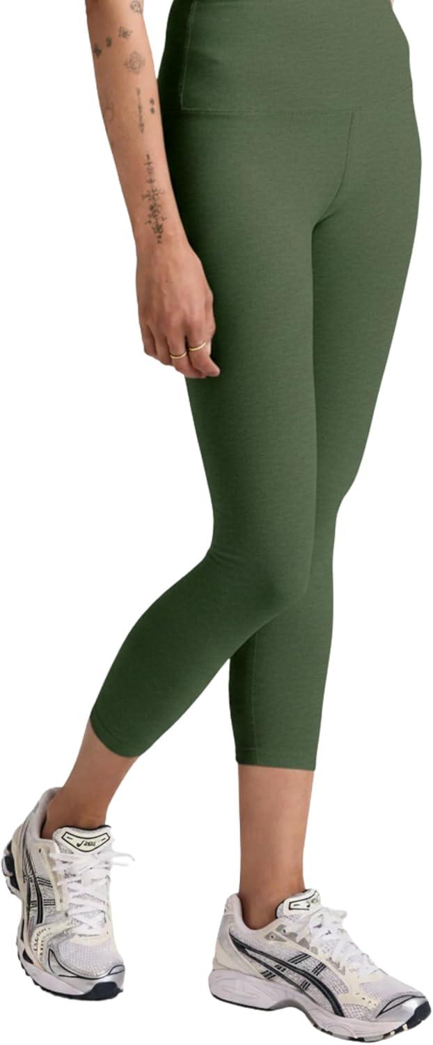 imageBeyond Yoga Womens Spacedye Walk and Talk High Waisted Capri LeggingMoss Green Heather