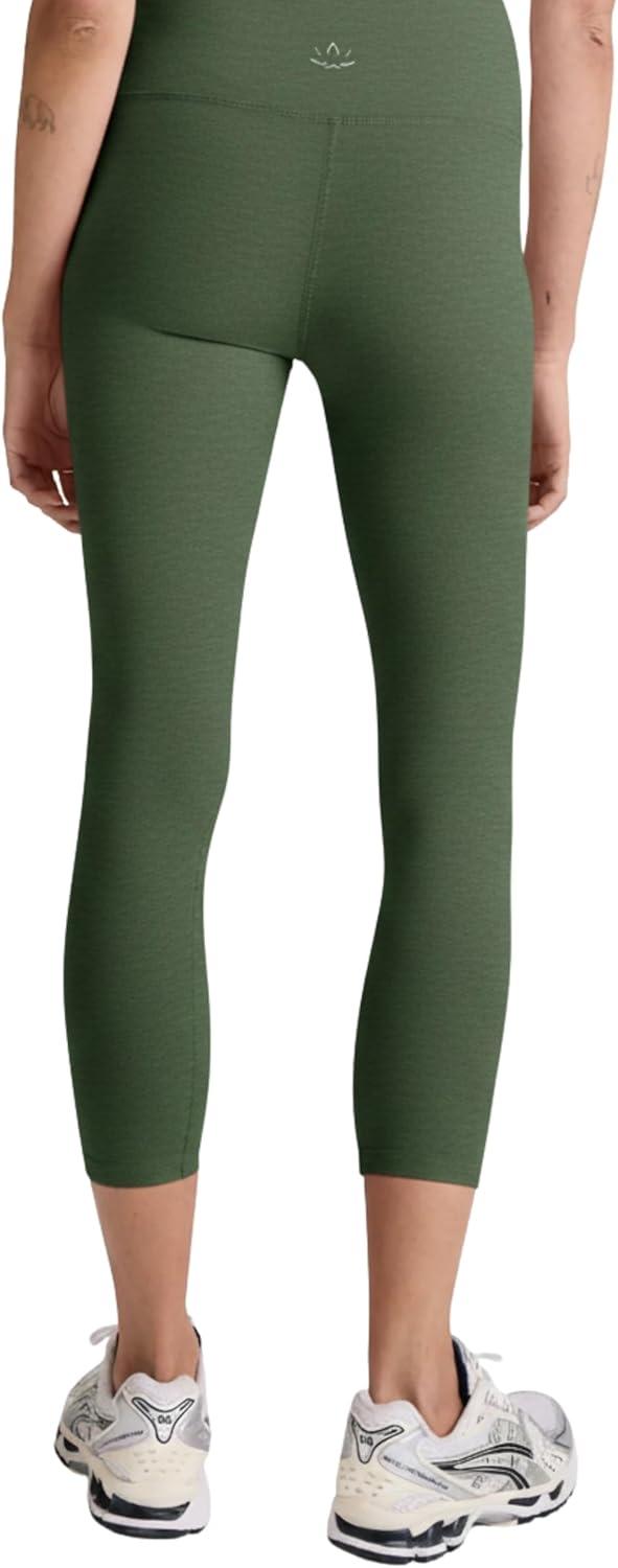 imageBeyond Yoga Womens Spacedye Walk and Talk High Waisted Capri LeggingMoss Green Heather