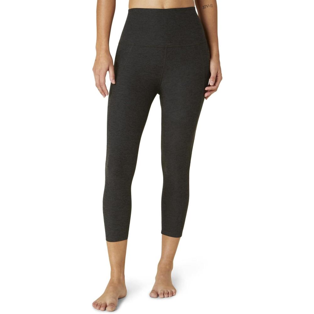 imageBeyond Yoga Spacedye Out of Pocket High Waisted Capri Leggings Sportswear for Women UV ProtectionDarkest Night