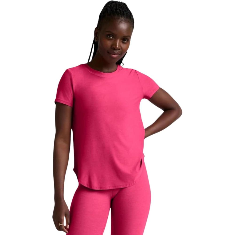 imageBeyond Yoga Womens Featherweight On The Down Low TeeVivid Pink Heather