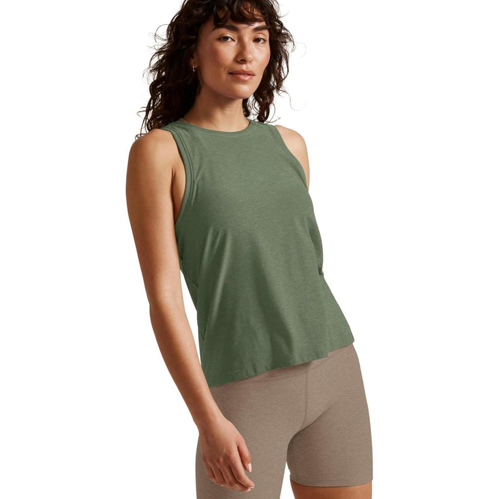 imageBeyond Yoga Womens Featherweight Rebalance TankMoss Green Heather