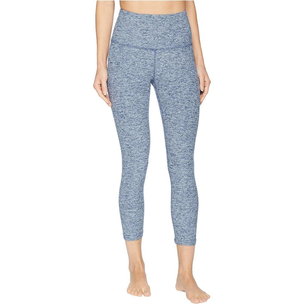 imageBeyond Yoga Womens Spacedye Walk and Talk High Waisted Capri LeggingWhiteoutlaw Navy